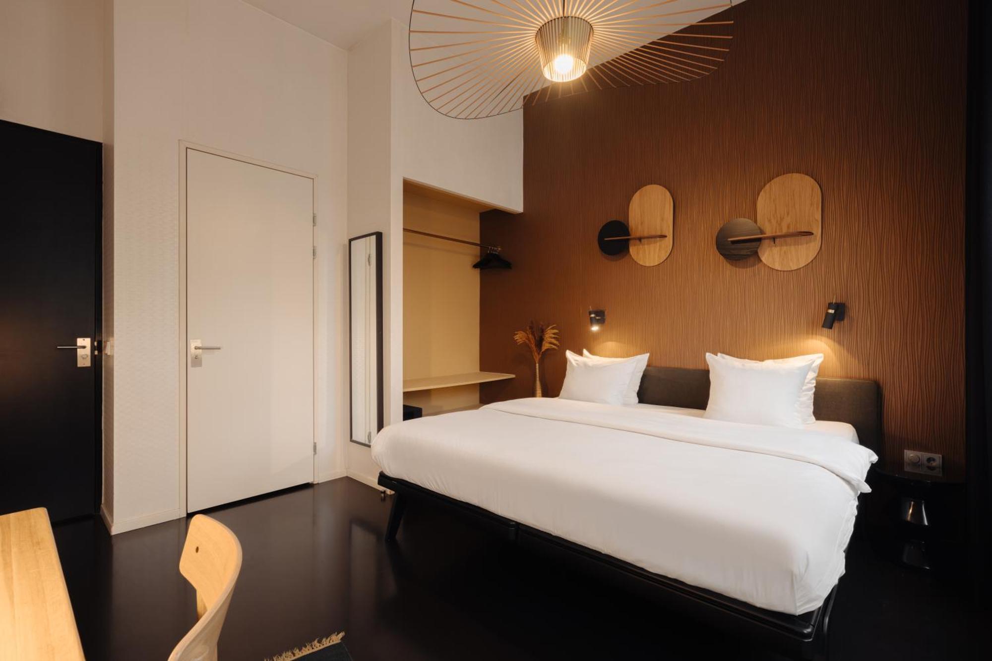 Hotel V Frederiksplein Амстердам Екстериор снимка