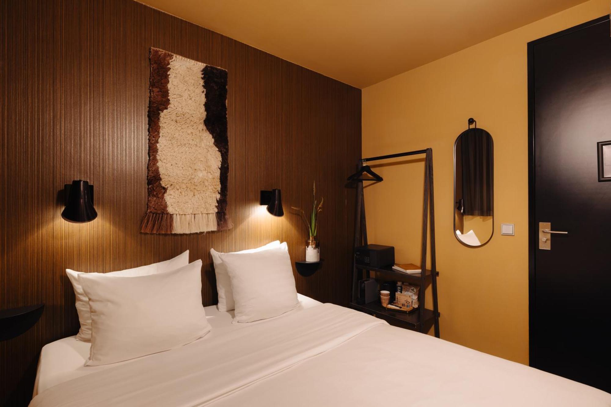 Hotel V Frederiksplein Амстердам Екстериор снимка