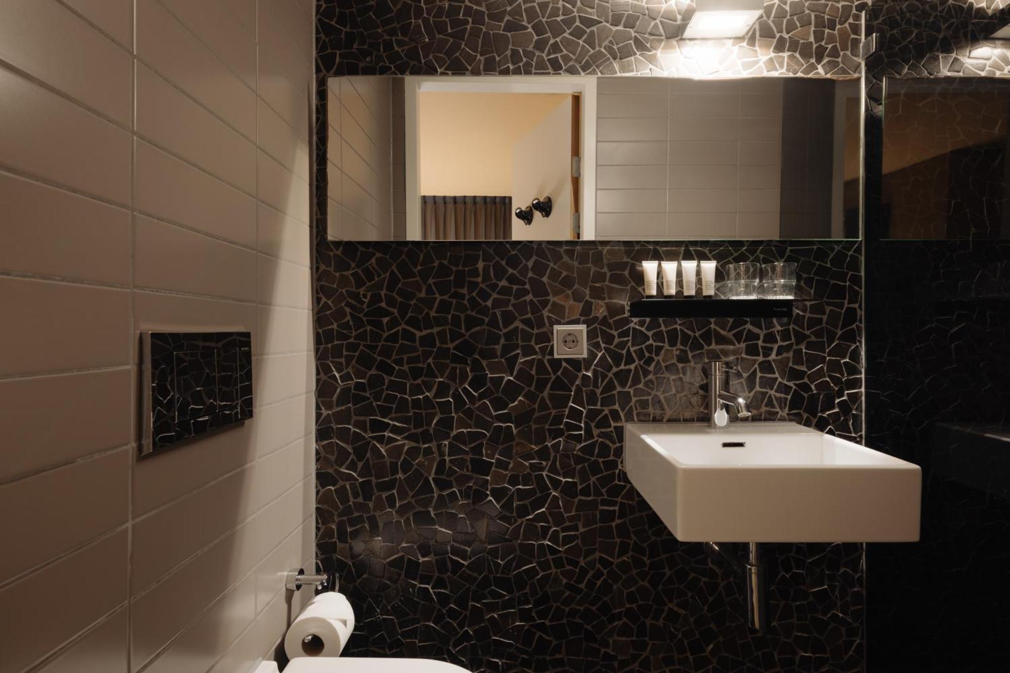 Hotel V Frederiksplein Амстердам Екстериор снимка