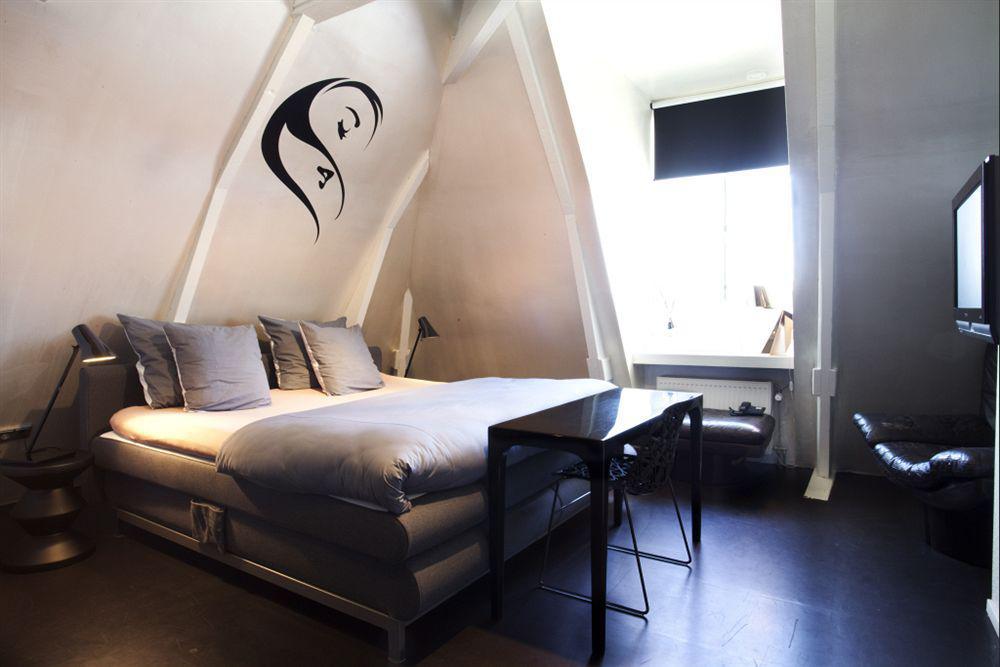 Hotel V Frederiksplein Амстердам Екстериор снимка