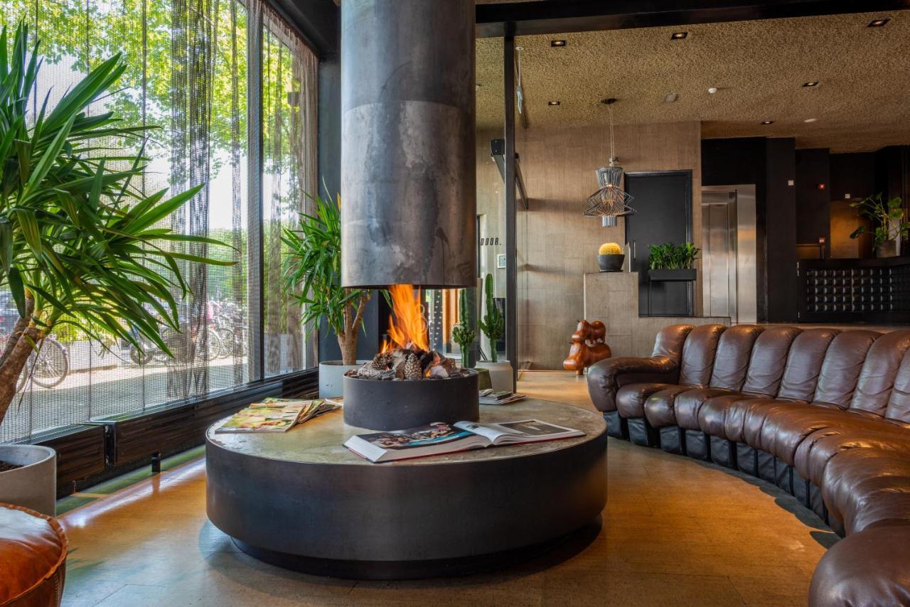 Hotel V Frederiksplein Амстердам Екстериор снимка